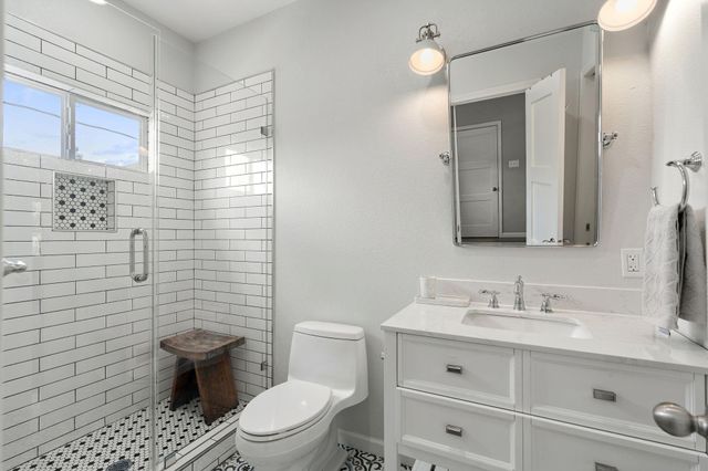 919 Ashland Street A, Houston, TX 77008