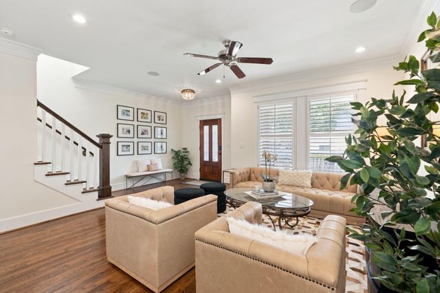 919 Ashland Street A, Houston, TX 77008