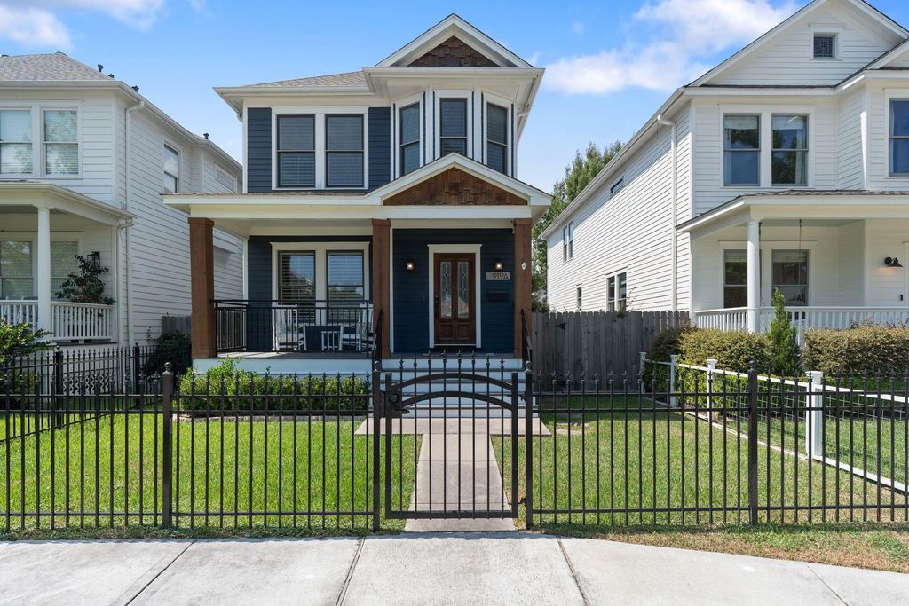 919 Ashland Street A, Houston, TX 77008