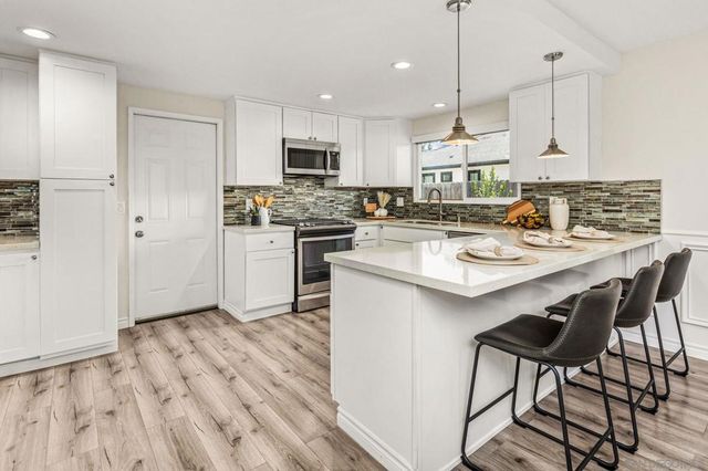 2735 Alexander, Escondido, CA 92029