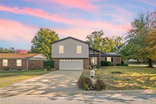2237 Monterey Drive, Belleville, IL 62221