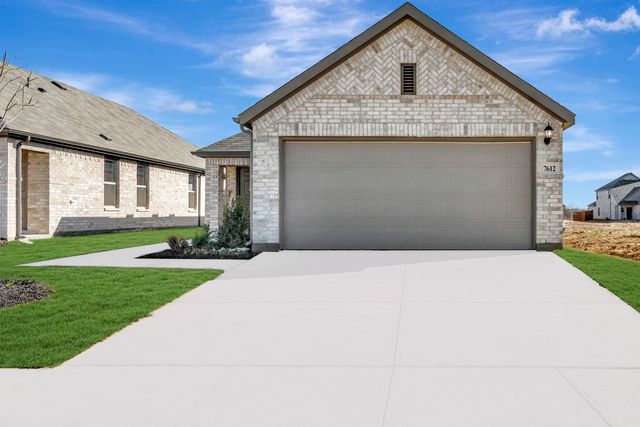 7612 Spicebush Drive, Denton, TX 76249