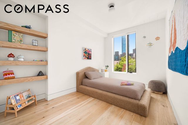 96 Franklin Street, New York City, NY 11222