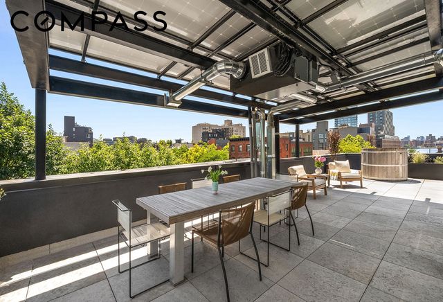 96 Franklin Street, New York City, NY 11222