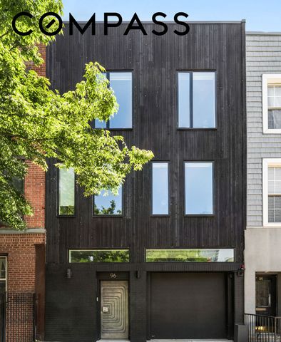 96 Franklin Street, New York City, NY 11222