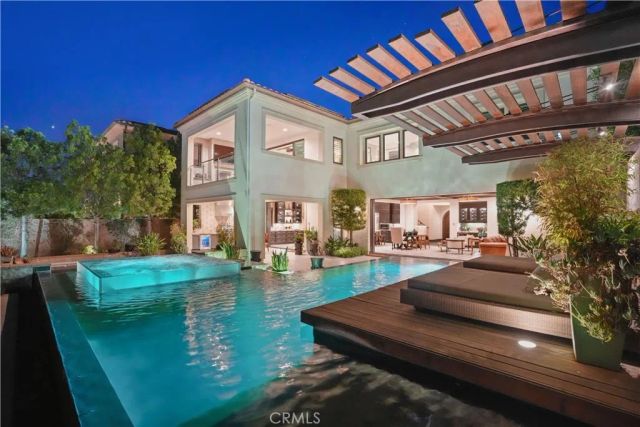 11735 N Manchester Way, Porter Ranch, CA 91326