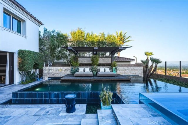 11735 N Manchester Way, Porter Ranch, CA 91326