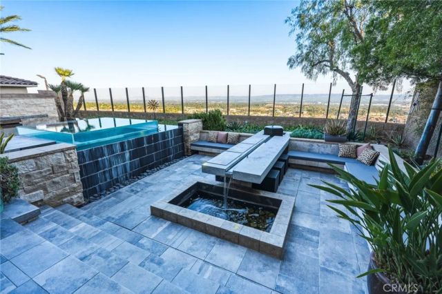 11735 N Manchester Way, Porter Ranch, CA 91326