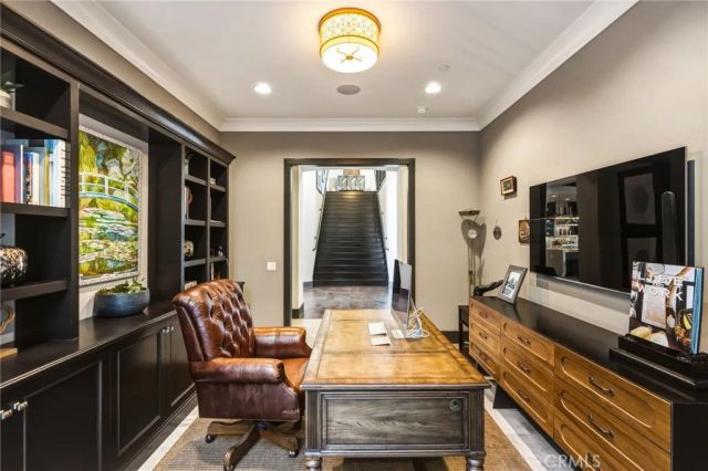 11735 N Manchester Way, Porter Ranch, CA 91326
