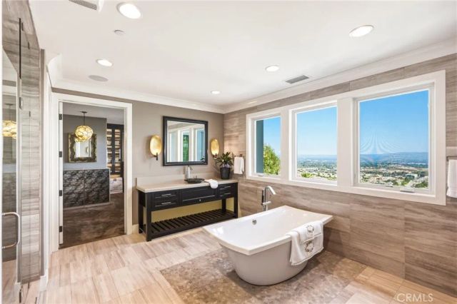 11735 N Manchester Way, Porter Ranch, CA 91326
