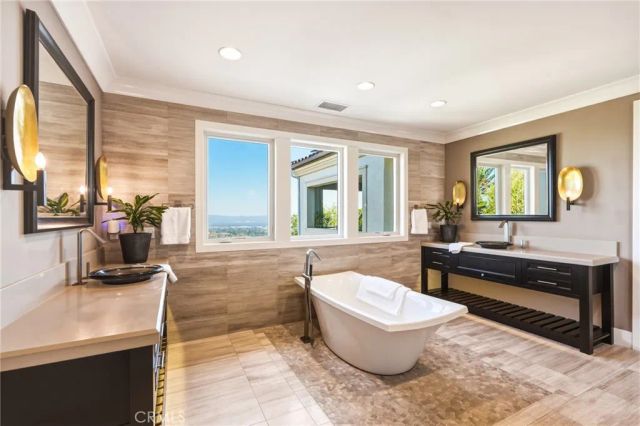 11735 N Manchester Way, Porter Ranch, CA 91326