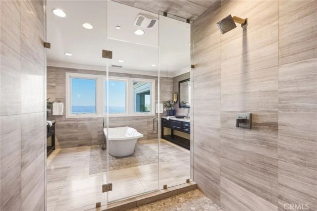 11735 N Manchester Way, Porter Ranch, CA 91326