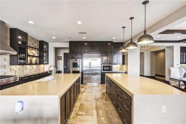 11735 N Manchester Way, Porter Ranch, CA 91326