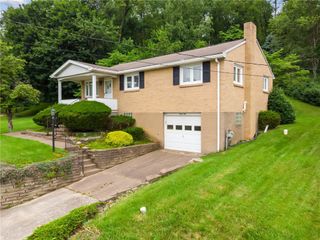 49 Millersdale Rd, Hempfield Twp, PA 15644