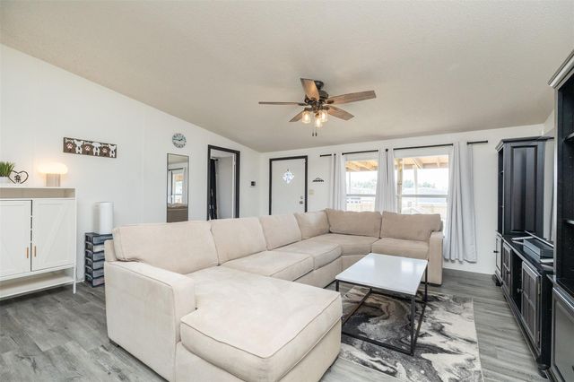 531 Road 51022, Cleveland, TX 77327
