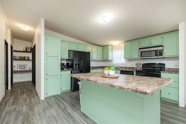 531 Road 51022, Cleveland, TX 77327