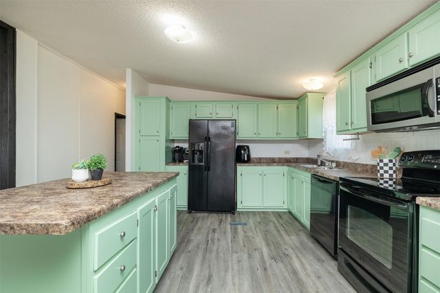531 Road 51022, Cleveland, TX 77327