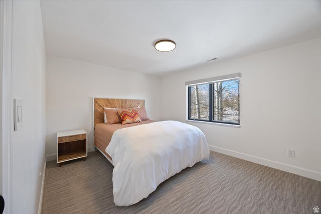 5823 E ELKHORN DR, Eden, UT 84310