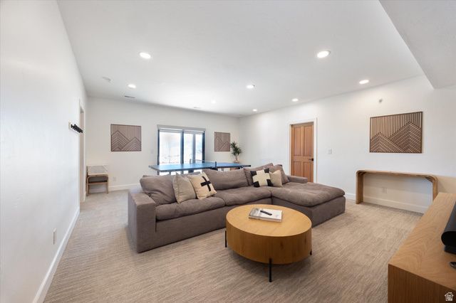 5823 E ELKHORN DR, Eden, UT 84310