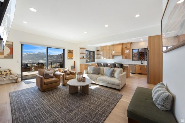 5823 E ELKHORN DR, Eden, UT 84310