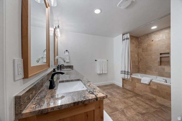 5823 E ELKHORN DR, Eden, UT 84310