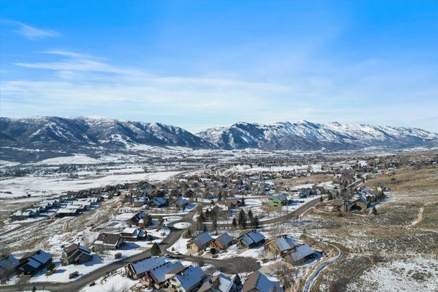 5823 E ELKHORN DR, Eden, UT 84310