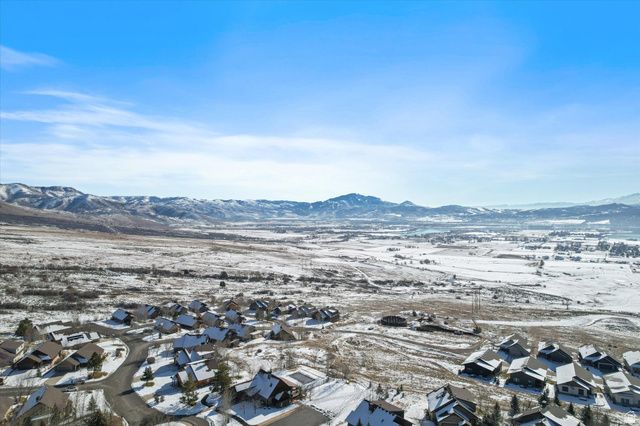 5823 E ELKHORN DR, Eden, UT 84310