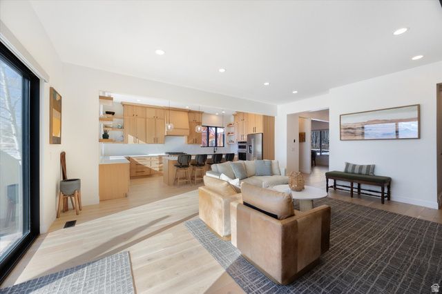 5823 E ELKHORN DR, Eden, UT 84310