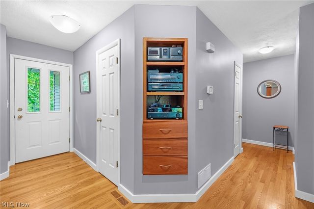 4587 Ranchwood Road, Akron, OH 44333