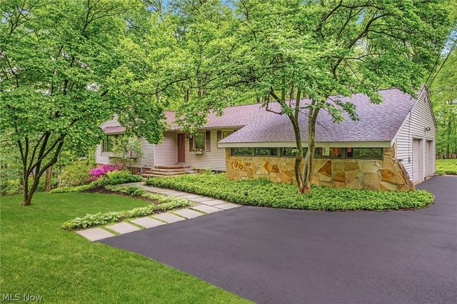 4587 Ranchwood Road, Akron, OH 44333