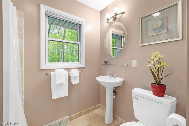 4587 Ranchwood Road, Akron, OH 44333