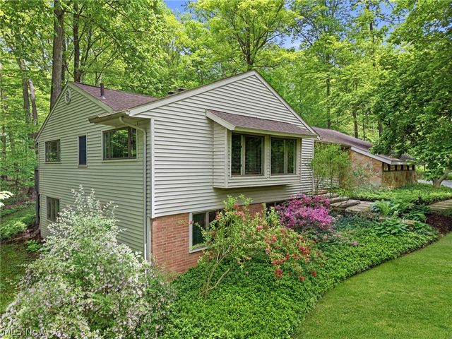 4587 Ranchwood Road, Akron, OH 44333