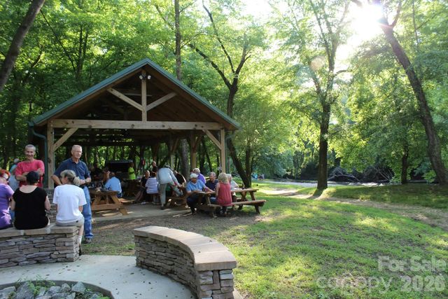 1234 Johns Ridge Parkway 204DE, Lenoir, NC 28645