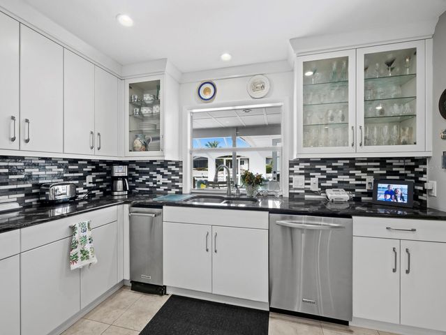 488 MEADOW LARK DRIVE, Sarasota, FL 34236