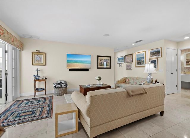 488 MEADOW LARK DRIVE, Sarasota, FL 34236