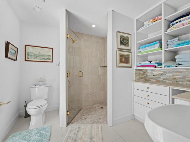 488 MEADOW LARK DRIVE, Sarasota, FL 34236