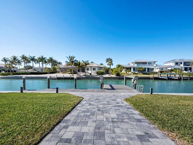 488 MEADOW LARK DRIVE, Sarasota, FL 34236