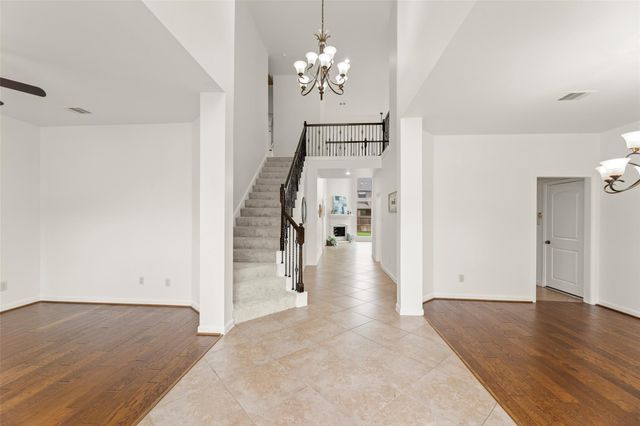 3814 Hunters Gate Court, Sugar Land, TX 77479