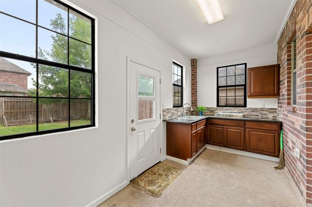 3814 Hunters Gate Court, Sugar Land, TX 77479