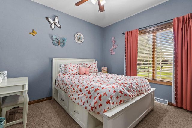 N9197 JONSCH DRIVE, Appleton, WI 54915