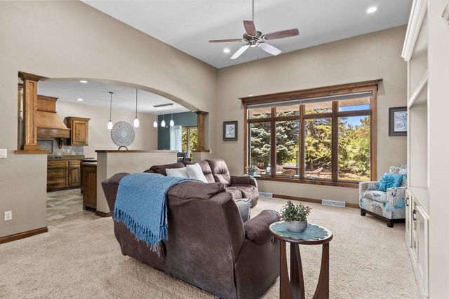 N9197 JONSCH DRIVE, Appleton, WI 54915