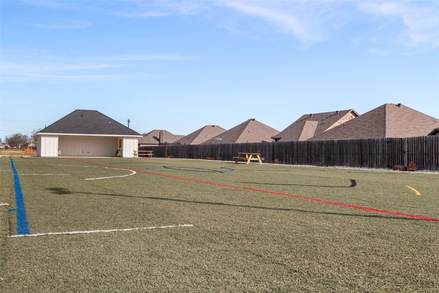 3211 Main Street, Granbury, TX 76049