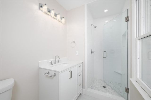 1854 Cooper Lake SE Drive, Smyrna, GA 30080