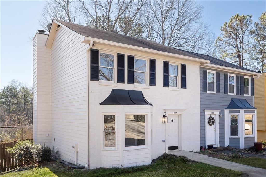 1854 Cooper Lake SE Drive, Smyrna, GA 30080