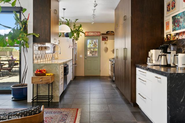 4108 E FANFOL Drive, Phoenix, AZ 85028