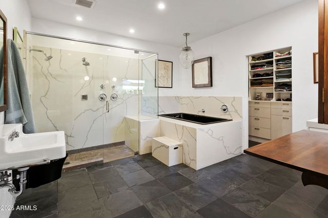 4108 E FANFOL Drive, Phoenix, AZ 85028