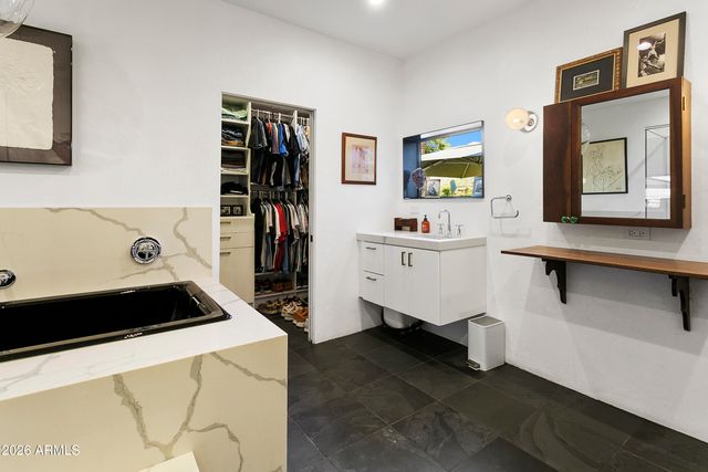 4108 E FANFOL Drive, Phoenix, AZ 85028