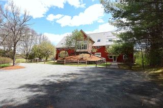 16 Hemlock Ridge Drive # 101, Hartford, VT 05088