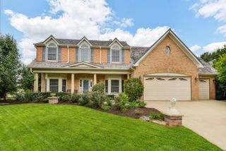 1097 Belter Drive, Wheaton, IL 60189