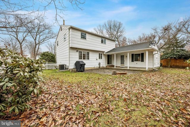 34 WHITE BIRCH RD, Blackwood, NJ 08012